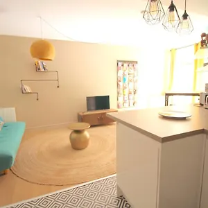 Mon A Villon-monplaisir , Lyon France